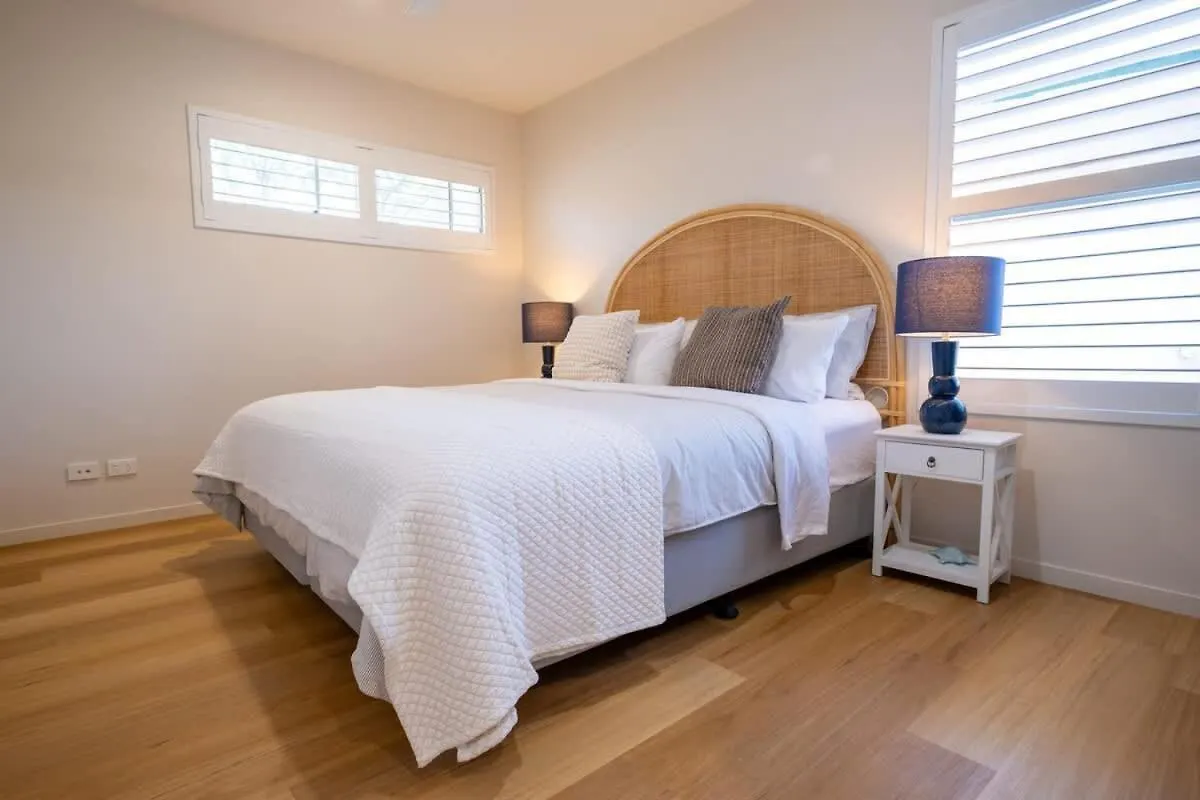 The Sunset Apartment On Orealla صن رايز بيتش أستراليا